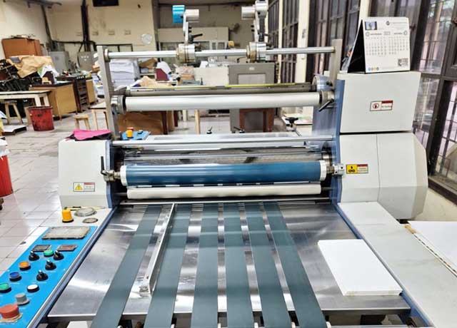 Mesin Laminating